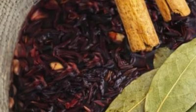 Hibiscus Tea and Water Benefits: A Natural Drink for Better Health